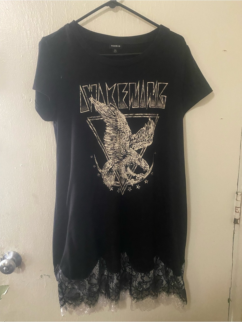 torrid Black Graphic Eagle Lace-Hem Tee